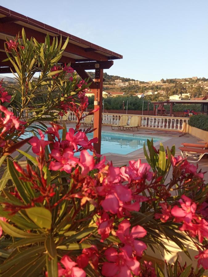 Residence Ionian St&Apts Argostoli  Ngoại thất bức ảnh